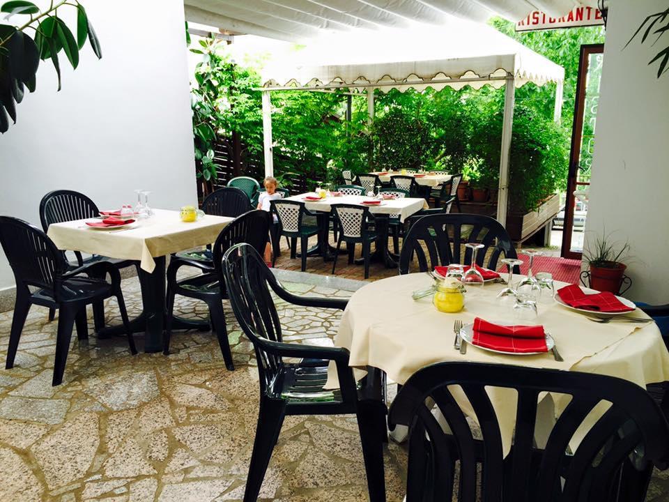 Albergo Stella Tole Exterior foto