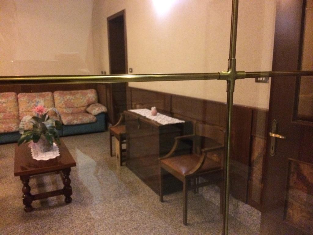 Albergo Stella Tole Exterior foto